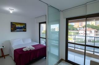 H.E 301 · Lindo Apt com Varanda - Caminho das árvores - 9