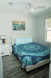 Happy Beach House in Biloxi - Biloxi - 2