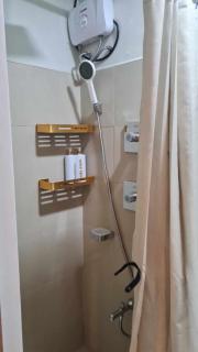 One bedroom with Balcony-M&M City Comfort - Manila - 4