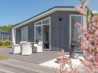 Holiday Home in Zeeland near Stream Garden - 0