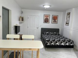 Cozy and delightful room with pool view - Kathu - 3