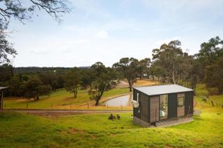 Acre Away by Tiny Away - Kangaroo Ground - 9