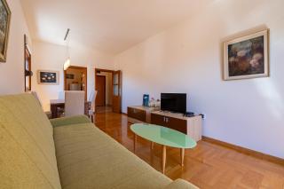 Family One bedroom apartment with Panoramic city view - Budva - 5
