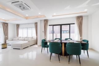 4 bedrooms, 4 bathrooms, villa with swimming pool, free Wi-Fi, party available - 5