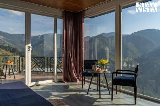 StayVista at Orion Villa with Jacuzzi, Mountain View - 1
