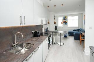 1 Bedroom flat in Barons Court - Londra - 1