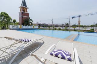 3-bedroom, 3-bathroom townhouse, community with swimming pool, gym, walking street for 20 minutes by car - - 5