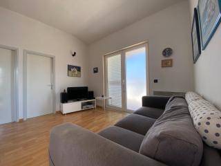 HOUSE VESNA - Jezera - 1