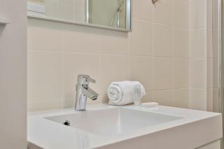 Huswell - Lovely Family Apartment 50 meters from the Sea - De Haan - 2