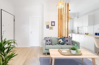 Modern & Stylish Hideaway Downtown near Acropolis & Metro - Atene - 5