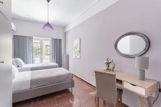Explore History from a Chic Central Apartment - Athènes - 2