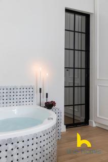 Athenian Elegance, Ensuite Whirlpool & Fireplace Near Acropolis - Atene - 3