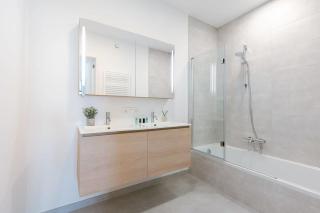 Huswell - Stylish 2 bedroom with terrace and parking - 1