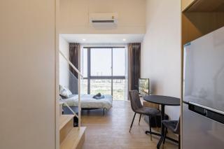Loft Pool Superior Suite Near jodd Night Market 500mbps Wi-Fi Twin - Ban Wang Sai - 1