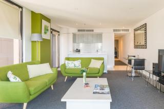 Luxury Oaks Horizons Apartment with a Pool - Adelaida - 0
