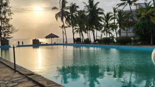 Zuri Luxe 3BR Penthouse- Silversands Beach Malindi - Malindi - 3