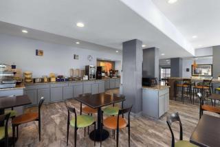 Days Inn & Suites by Wyndham Tucson/Marana - Tucson - 5