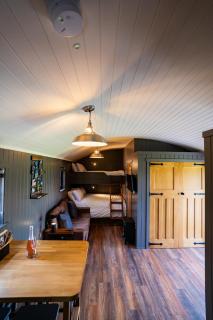 Cherry Tree Lodge - 1