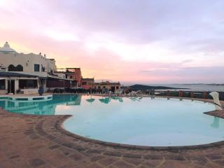 Anima Rooms & Pool - 3