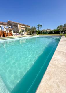 Le Petit Valexiane Piscine & Jardin - 2