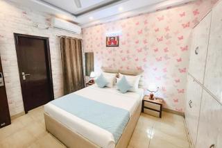 FabHotel Comfirt Inn - 9
