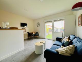 Charmant T1 bis à Cambo-les-Bains avec terrasse, proche des thermes, pour 2 personnes - FR-1-495-94 - Cambo-les-Bains - 1