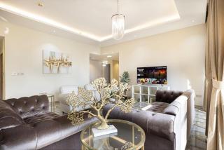 Manzil - 4BR with Maid's Room in JBR with Marina and Dubai Eye View - Dubai - 9