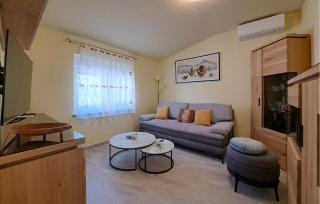 Amazing Home In Medulin With Kitchen - 7