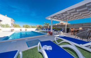 Awesome Apartment In Bibinje With Wifi - Bibinje - 4