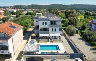 Awesome Apartment In Bibinje With Wifi - Bibinje - 1