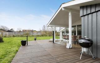 3 Bedroom Beautiful Home In Bindslev - Bindslev - 3