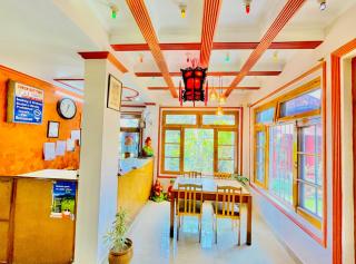 Grand view lodge and Restaurant Dharamshala - Dharamshala - 7