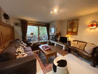 Charmant Duplex 3 Chambres avec Cheminée, Balcons et Piscine - Proche Centre Megève - FR-1-453-42 - Megève - 0