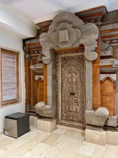 Honeymoon Guesthouse - 8