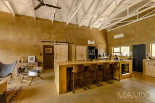 Mamdo Bush House - 2