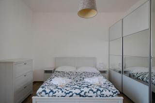 Sunrise Waterfront - Central Apartment with Sea View Balcony - Molfetta - Molfetta - 2