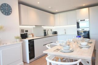 Coastal apartment sea views - 7