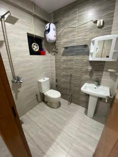 Beautiful Apartment Bahria Town LHR - 1