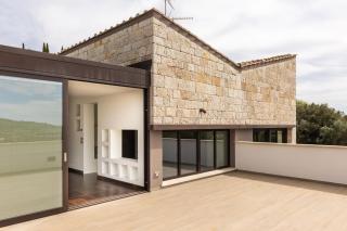 Exclusive Perugia Getaway - Apartments with Shared Pool & Parking - 5