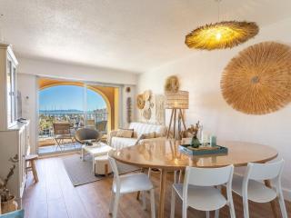 Studio Port de La Gavine-31 by Interhome - Hyères - 0