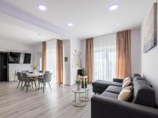 Apartment Luxury Apartman Mir by Interhome - 1