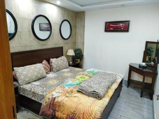 Low budget beautiful apartment - Lahore - 9