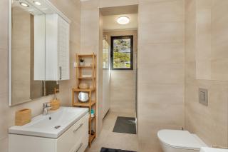 Apartment Throne - Kotor (Cattaro) - 1