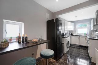 Newly Renovated Flat in London w/FREE Parking - Hendon - 9