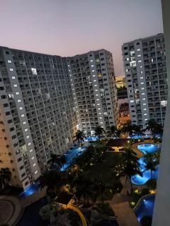 Shatze's Place-One Bedroom Pool view near MOA and Airport - Manila - 8