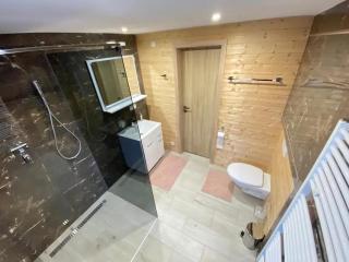 Apartmán Trícia-Ebiky-Jedlo a Pit-Centrum - Heľpa - 7
