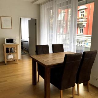 Nice 1BR flat - city center with balcony - West3 - Zürich - 1
