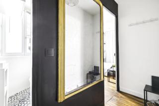 Lovely top floor studio near Montmartre - París - 3
