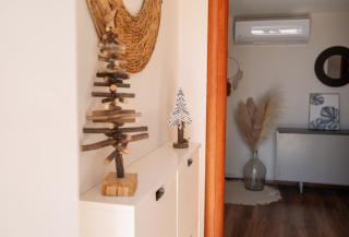 Stone House With Jacuzzi "DINARA" - Kijevo - 2