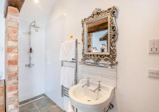 Sunset Barn - Normanby - 6